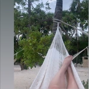 Meet your Posher, Celeste